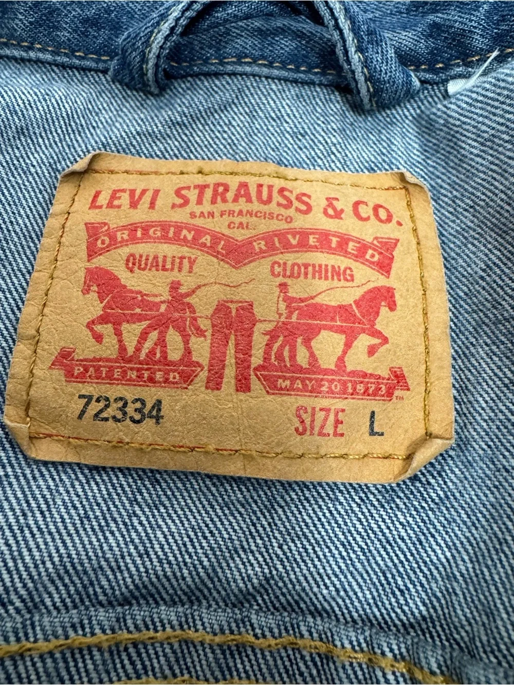 Levi’s Denim Trucker Vest Distressed Faded Wash